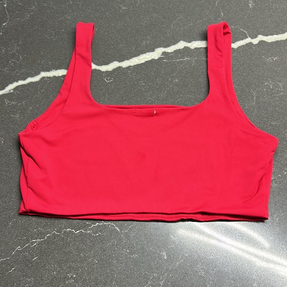 Cropped Red tank - Picture 2 of 4